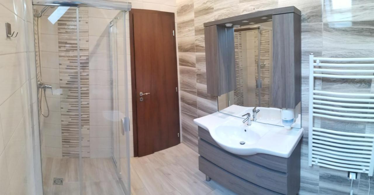 Termál Apartmanház Veresegyház Esterno foto